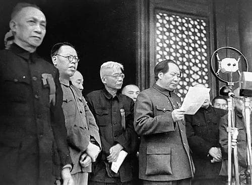 Mao Zedong proclaims the founding of the People's Republic of China at Tiananmen Gate, Beijing, 1 October 1949.